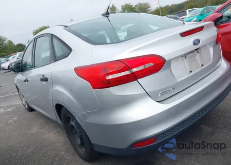 2016 Ford Focus S from USA, damaged, VIN 1FADP3E21GL218052